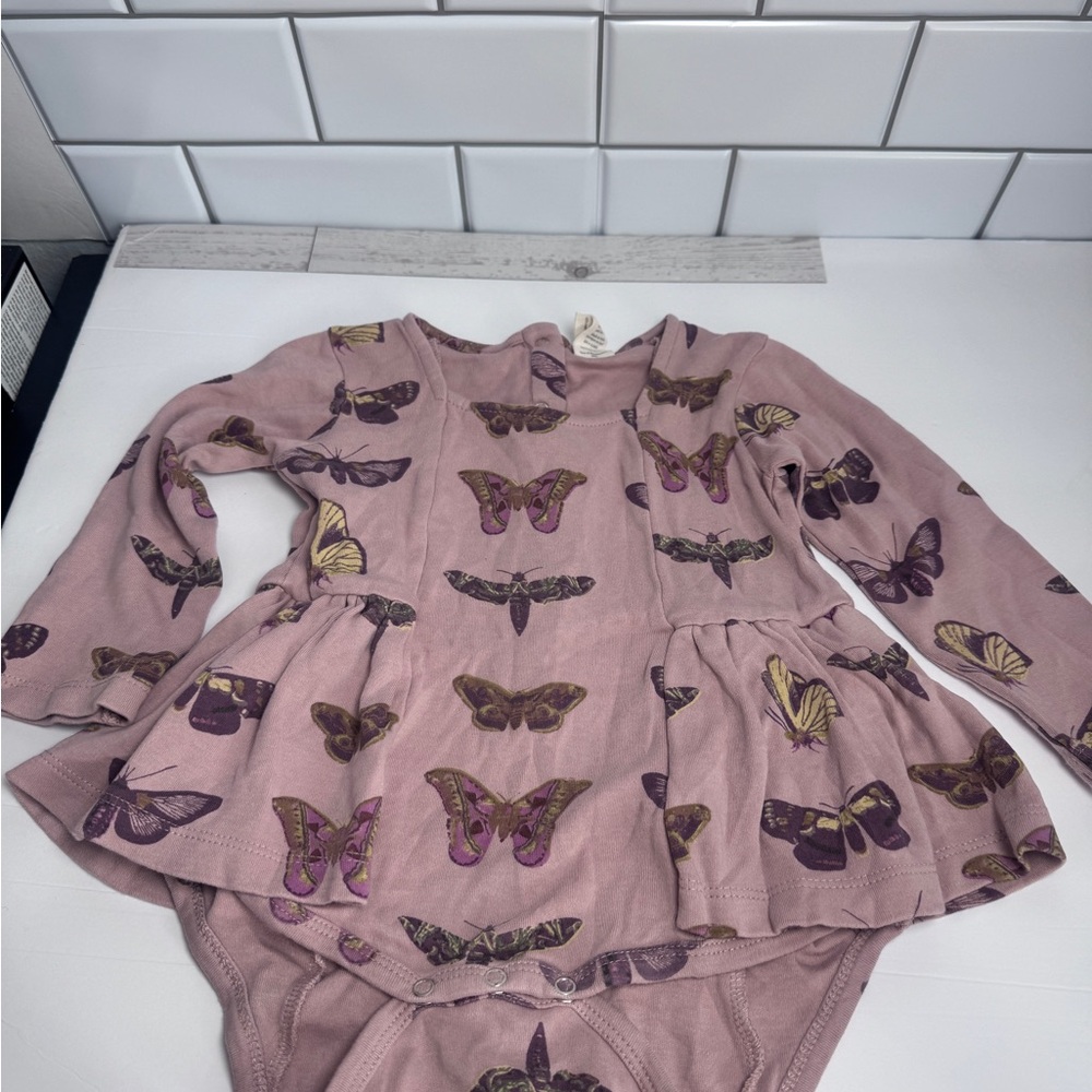 kate quinn Mauve Butterfly Long-Sleeve Peplum Bodysuit